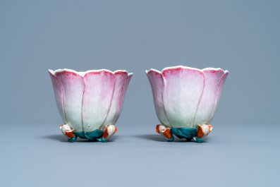 A pair of Chinese famille rose 'magnolia' bowls, Yongzheng