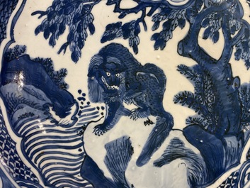 A very large Chinese blue and white kraak porcelain dish with a mythical beast, Wanli