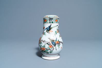 Een Chinese famille verte dekselkan, Kangxi
