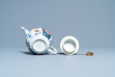 A Chinese gilt-mounted Imari-style teapot and cover, Kangxi