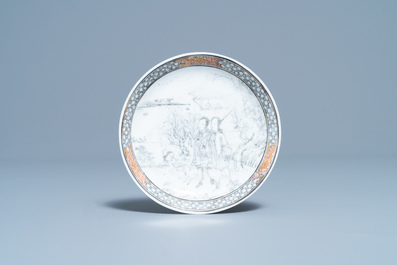 Une tasse et soucoupe en porcelaine de Chine grisaille, Yongzheng