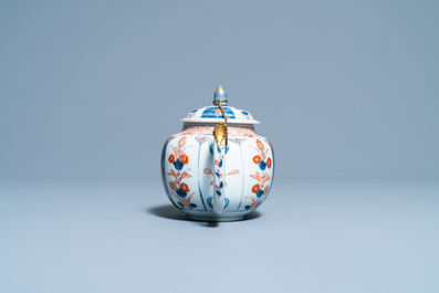 A Chinese gilt-mounted Imari-style teapot and cover, Kangxi