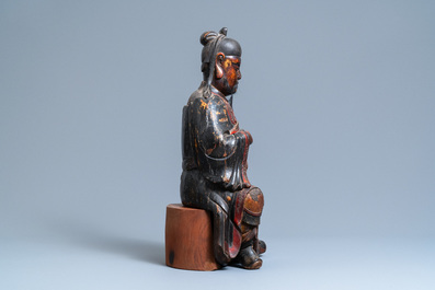 Une grande figure de Guandi en bois lacqu&eacute;, Chine, Kangxi