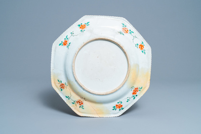 A pair of large Chinese octagonal famille verte dishes, Kangxi