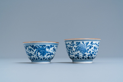 A pair of Japanese blue and white Arita bowls and a pair of celadon 'deer' dishes, Edo, 18/19th C.