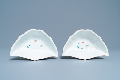 Un service &agrave; mendiants en porcelaine de Chine famille rose &agrave; d&eacute;cor 'Wu Shuang Pu', 19&egrave;me