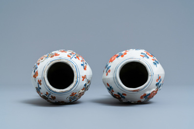 A Chinese famille verte dish and a pair of Imari-style relief-molded vases, Kangxi