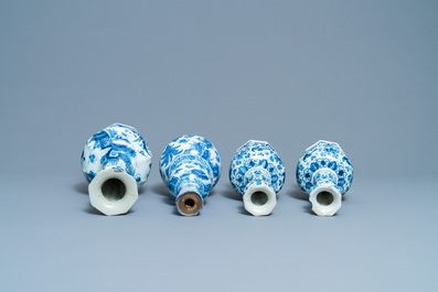 Vier blauw-witte Delftse vazen, 17/18e eeuw