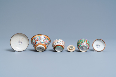 Two Chinese Thai market Bencharong bowls and covers and a covered jar, 19th C.