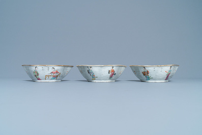 Un service &agrave; mendiants en porcelaine de Chine famille rose &agrave; d&eacute;cor 'Wu Shuang Pu', 19&egrave;me