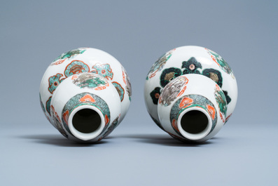 A pair of Chinese famille verte double gourd 'dragon' vases, 19th C.