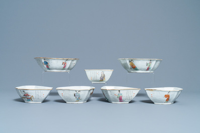 Un service &agrave; mendiants en porcelaine de Chine famille rose &agrave; d&eacute;cor 'Wu Shuang Pu', 19&egrave;me