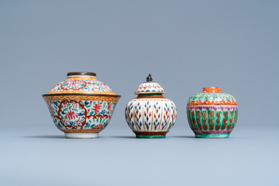 Two Chinese Thai market Bencharong bowls and covers and a covered jar, 19th C.