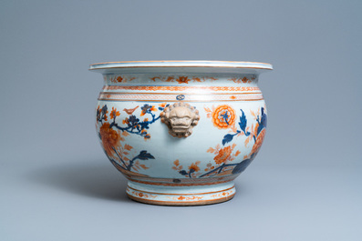 A large Chinese Imari-style fish bowl, Kangxi