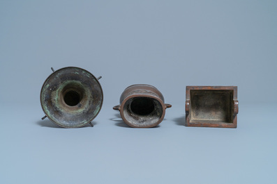 Two Chinese archaic bronze vases and a censer, 18/19th C.