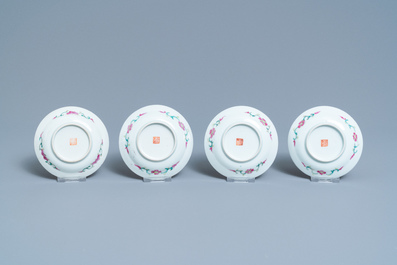 Un service de 56 pi&egrave;ces en porcelaine de Chine famille rose pour le march&eacute; Straits ou Peranakan, 19&egrave;me
