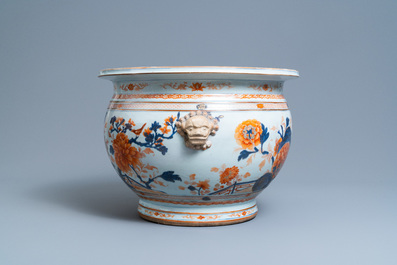 A large Chinese Imari-style fish bowl, Kangxi