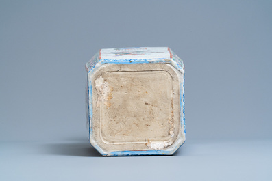 A Chinese quadrangular famille rose 'Wu Shuang Pu' vase, 19th C.