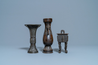 Two Chinese archaic bronze vases and a censer, 18/19th C.