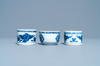 Two Chinese blue and white pounce pots and a bowl, Kangxi