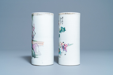 Two Chinese qianjiang cai hat stands and a blue and white bowl, 19/20th C.