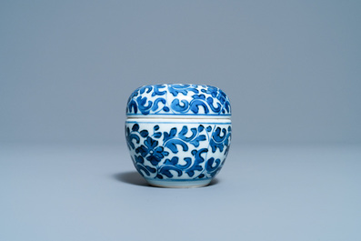 A Chinese blue and white two-piece brush washer, Kangxi