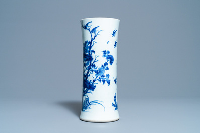 A Chinese blue and white beaker vase, Transitional period