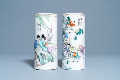 Two Chinese qianjiang cai hat stands and a blue and white bowl, 19/20th C.