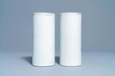 Two Chinese qianjiang cai hat stands and a blue and white bowl, 19/20th C.