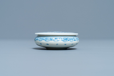 A rare Chinese blue and white 'erotical subject' box and cover, Kangxi