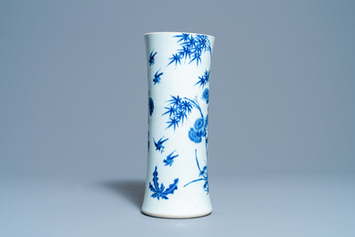 A Chinese blue and white beaker vase, Transitional period