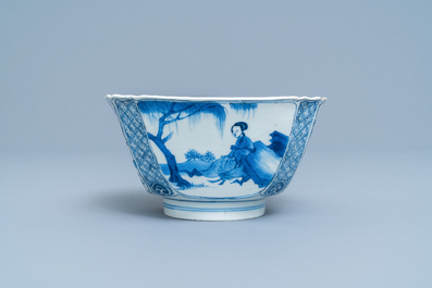 Un bol de forme carr&eacute;e en porcelaine de Chine en bleu et blanc, marque de Chenghua, Kangxi