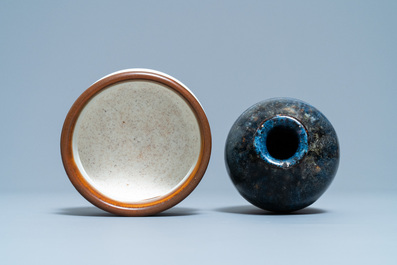 A varied collection of four monochrome Chinese and Japanese vases and a censer, 19/20th C.
