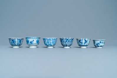 A collection of Chinese blue and white cups and saucers, 19th C.