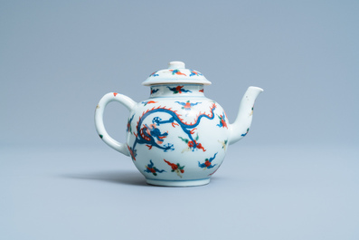A Chinese wucai 'dragon' teapot and cover, Republic