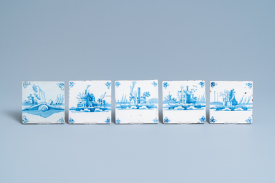 Veertig blauw-witte Delftse tegels met landschappen, 18e eeuw