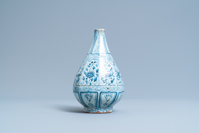 A Chinese blue and white octagonal bottle vase with floral design, Hongwu