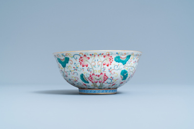 A Chinese famille rose bowl with floral design, Yongzheng mark, 19/20th C.