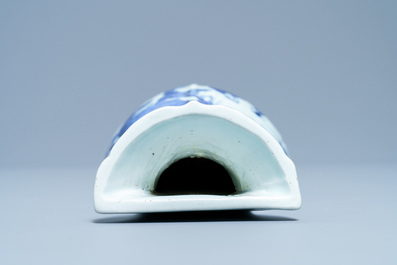 A Chinese blue and white wall vase, Wanli