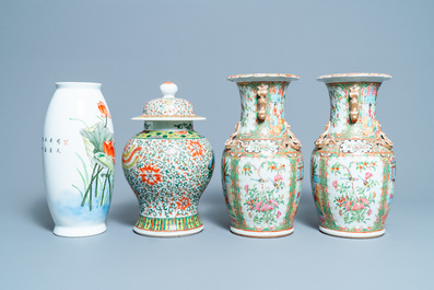 Six Chinese famille rose vases and various wooden stands and covers, 19/20th C.