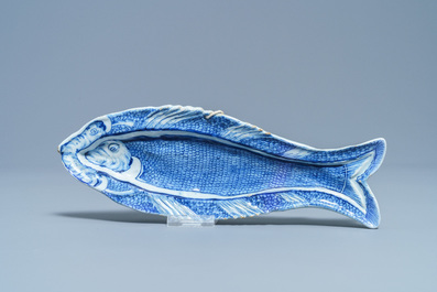 A pair of Dutch Delft blue and white 'herring' dishes, 18th C.