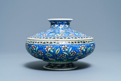Een Iznik-stijl dekselkom, Samson, Parijs, 19e eeuw
