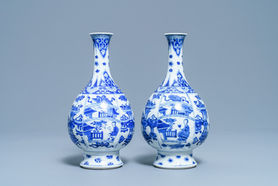 A pair of Chinese blue and white bottle vases, Kangxi