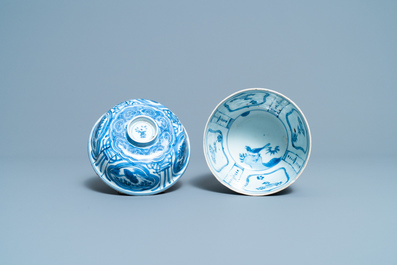Five Chinese blue and white kraak porcelain bowls, Wanli