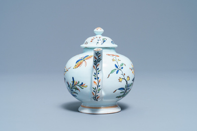 Une th&eacute;i&egrave;re couverte en fa&iuml;ence polychrome de Sinceny, France, 18&egrave;me