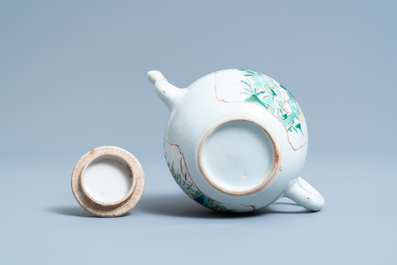 A Chinese famille verte teapot with a bird on a blossoming branch, Kangxi