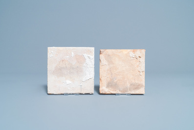 Tien blauw-witte en mangane Delftse tegels met zeewezens, 17/18e eeuw