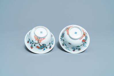 A pair of Chinese Dutch-decorated 'parrot' bowls, Kangxi