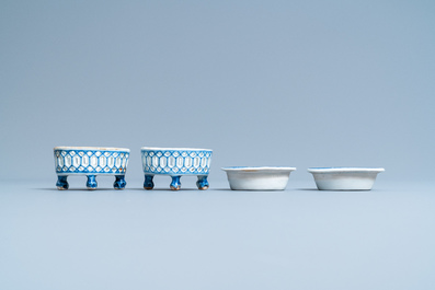 Un service en porcelaine de Chine en bleu et blanc &agrave; d&eacute;cor de sc&egrave;nes de chasse, 18/19&egrave;me