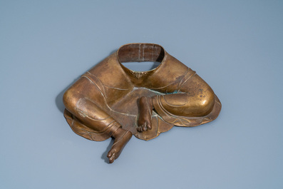 Une tr&egrave;s grande figure de la Tara Blanche en bronze, N&eacute;pal, 19&egrave;me
